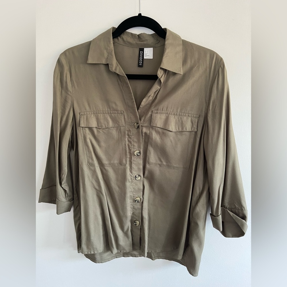 H&M Divided Button Up Shirt